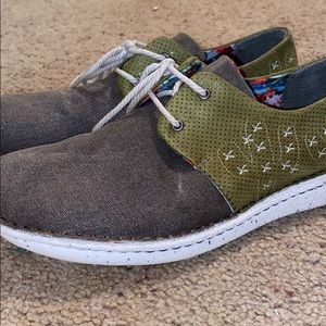 Cactus shoes